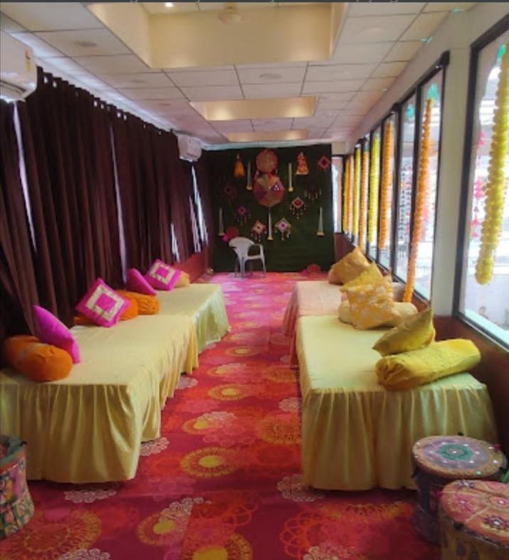 Sukh Sagar Hotel Jaipur Eksteriør billede