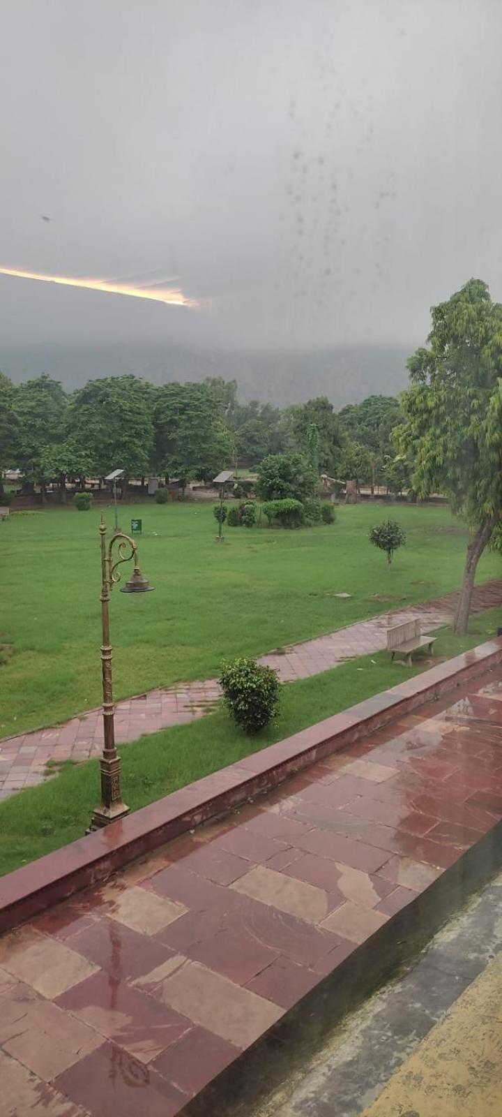 Sukh Sagar Hotel Jaipur Eksteriør billede